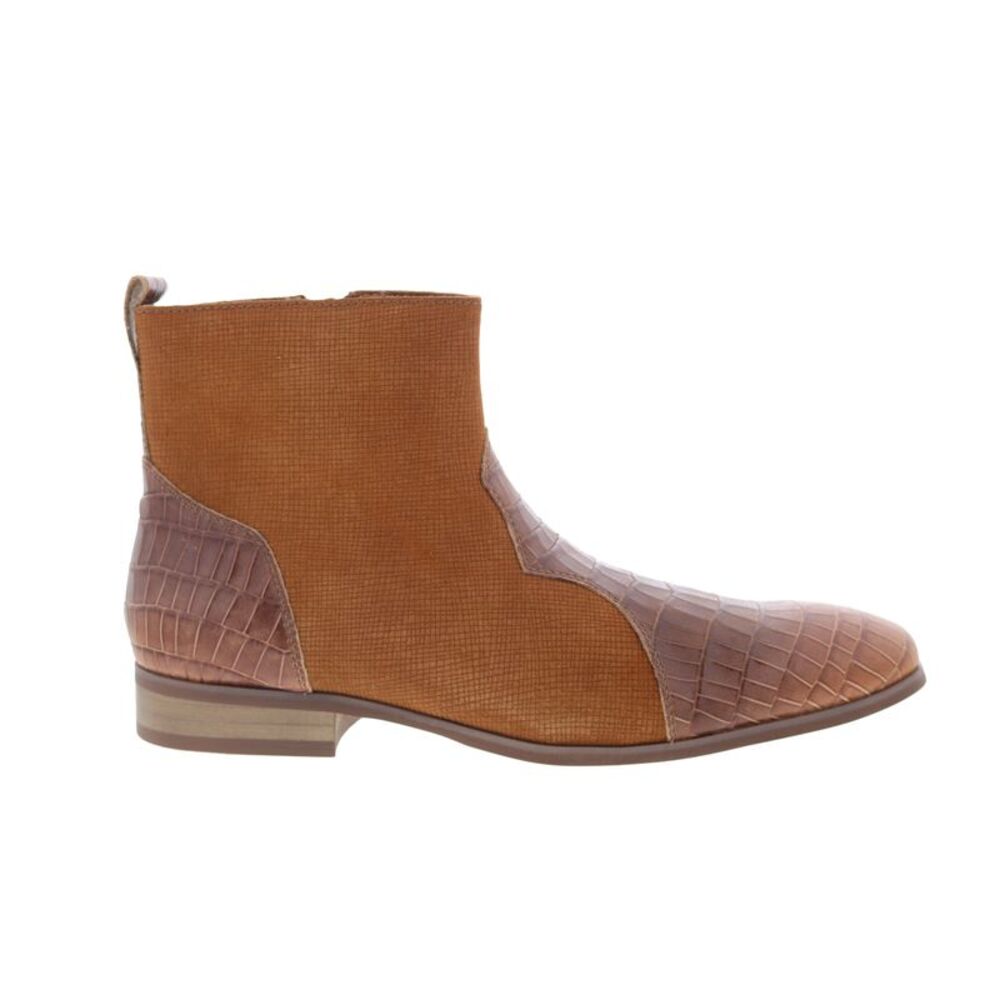 Dingo Brown and Tan Men's Boots